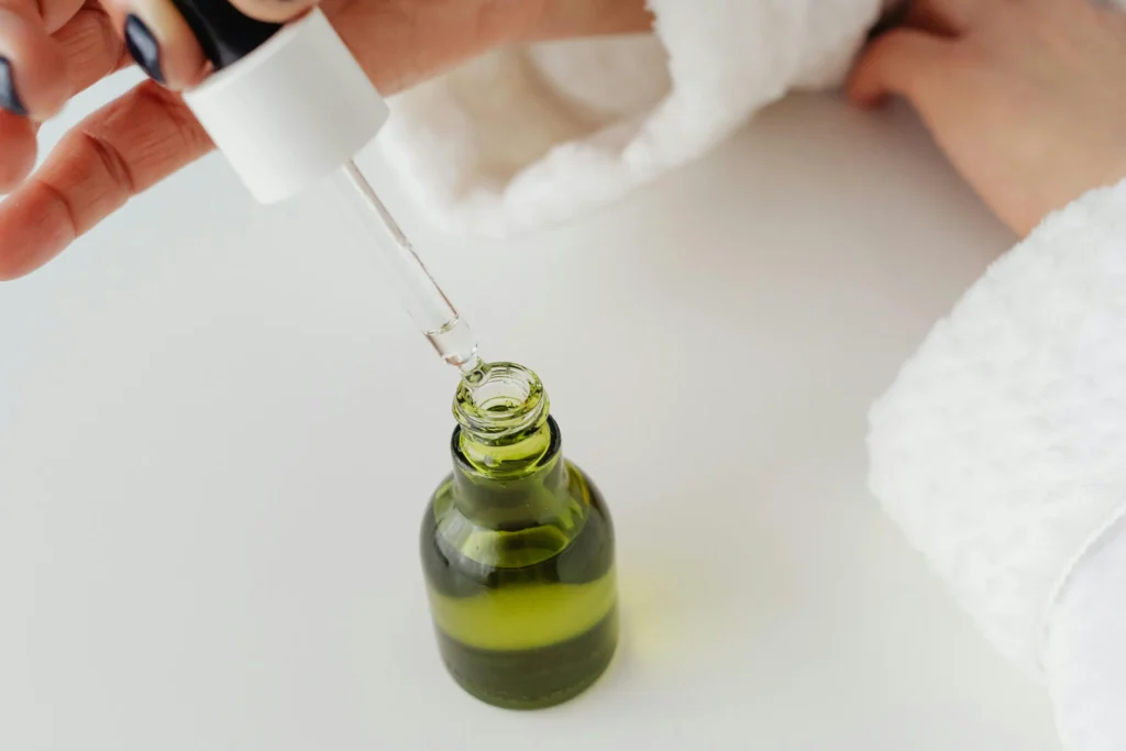 Best niacinamide serum for shine control and pore minimizing