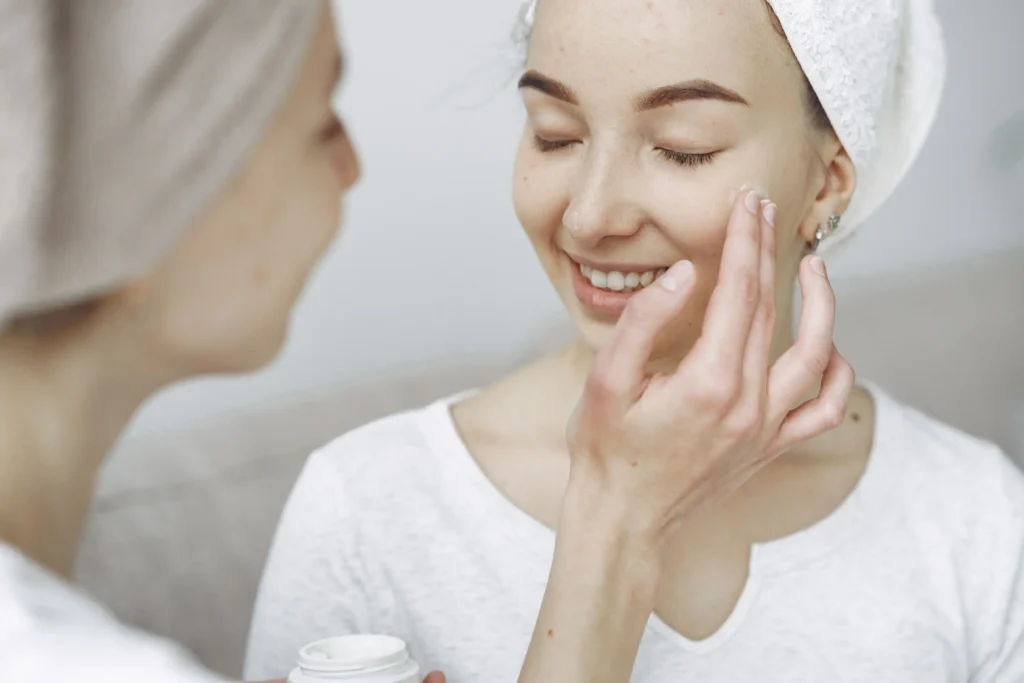 Benzoyl peroxide cream for acne treatment with minimal skincare background