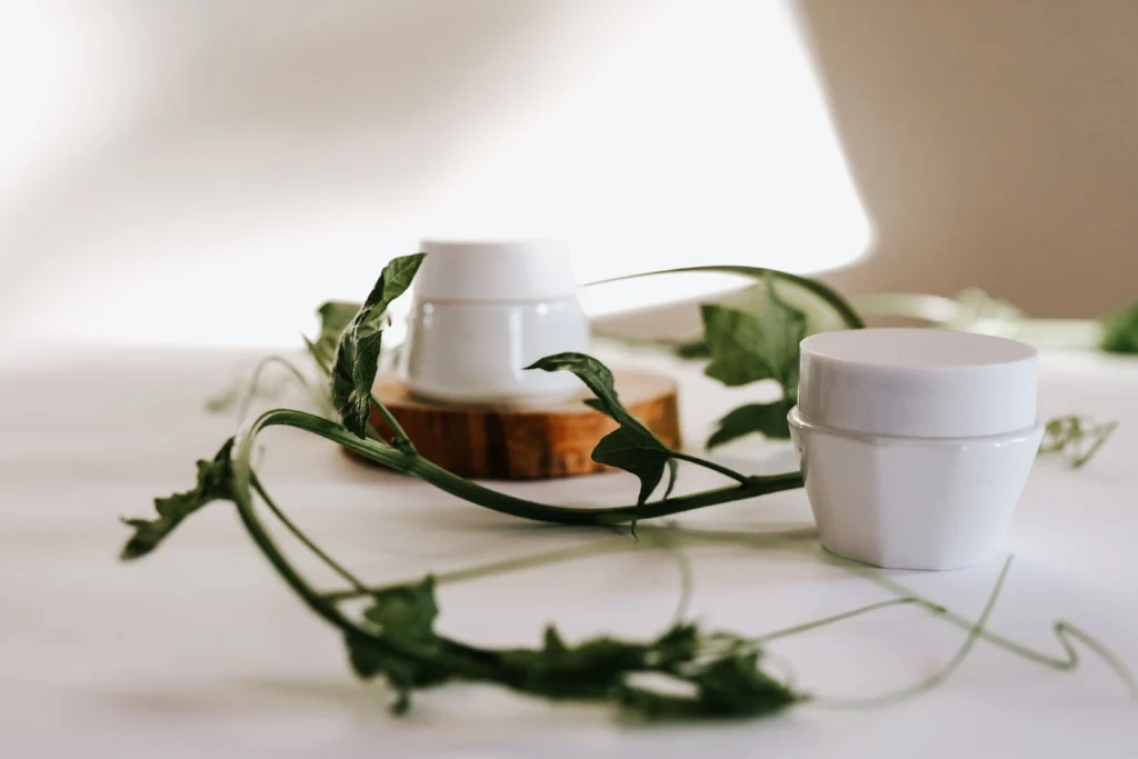 Lightweight moisturizer for acne-prone skin that helps hydrate, strengthen the skin barrier, and maintain clear, healthy skin