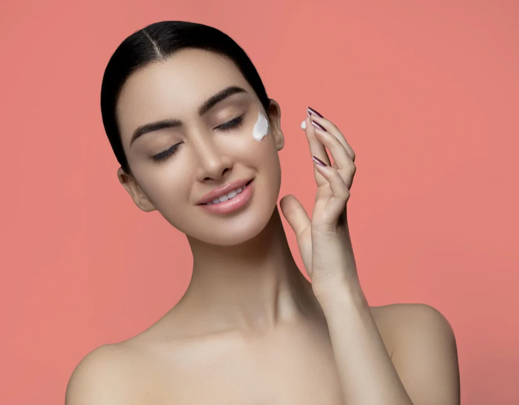 Daily dry skin skincare routine featuring a ceramide cream for long-lasting hydration