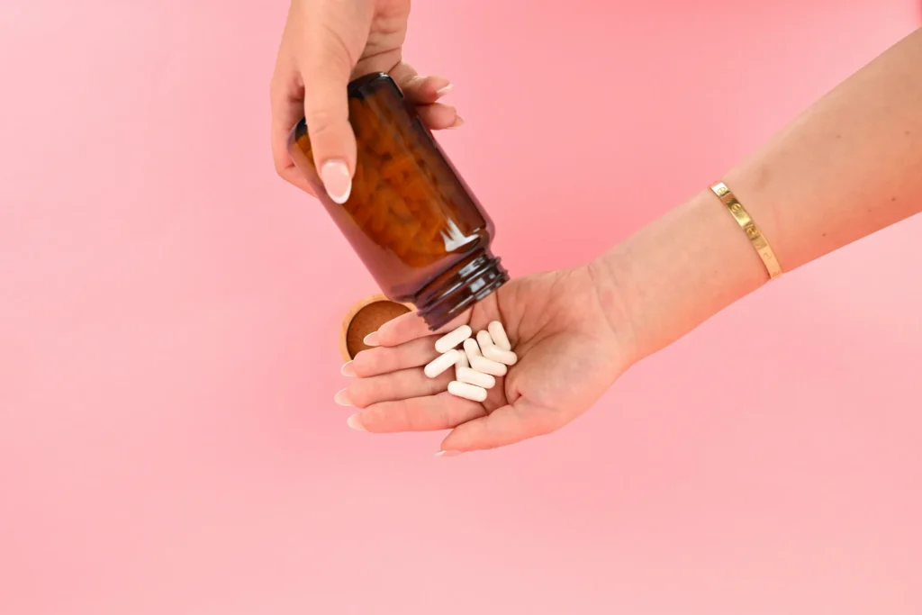 Niacinamide helps strengthen the skin barrier